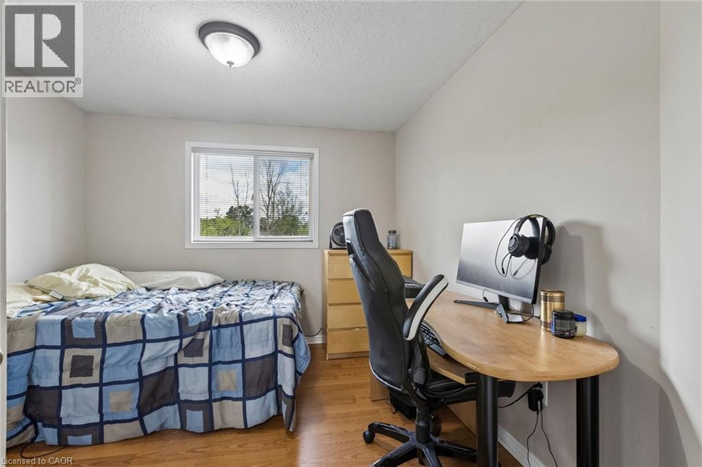 72 Chesterton Lane, Guelph, Ontario  N1E 7A6 - Photo 15 - 40839847
