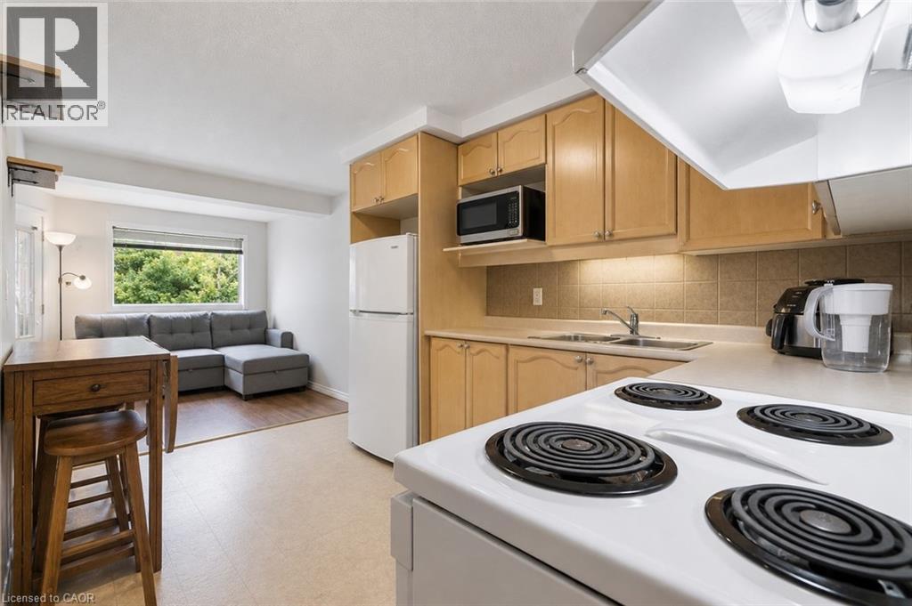 72 Chesterton Lane, Guelph, Ontario  N1E 7A6 - Photo 20 - 40839847
