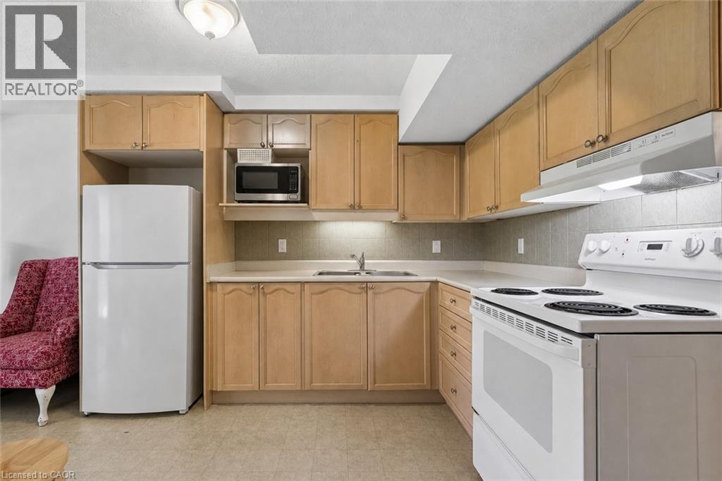 72 Chesterton Lane, Guelph, Ontario  N1E 7A6 - Photo 21 - 40839847
