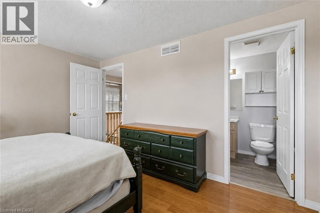72 Chesterton Lane, Guelph, Ontario  N1E 7A6 - Photo 13 - 40840239
