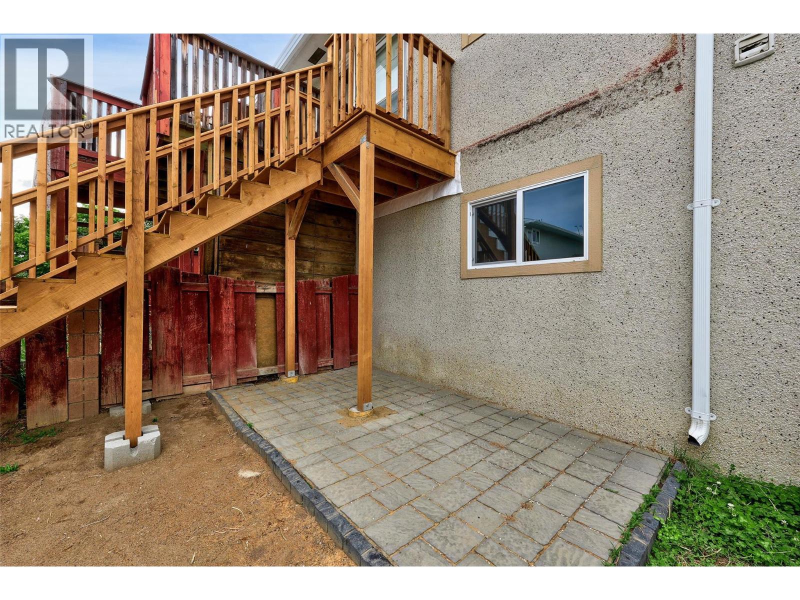 Listing image 24