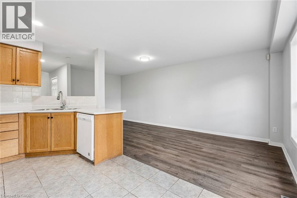 1860 Upper Gage Avenue Unit# 3, Hamilton, Ontario  L8W 3Y6 - Photo 7 - 40823025