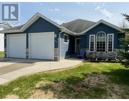 24 Clearwater CRES, Dryden, Ontario