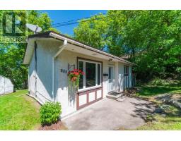 306 Fourth Street North, Kenora, Ontario