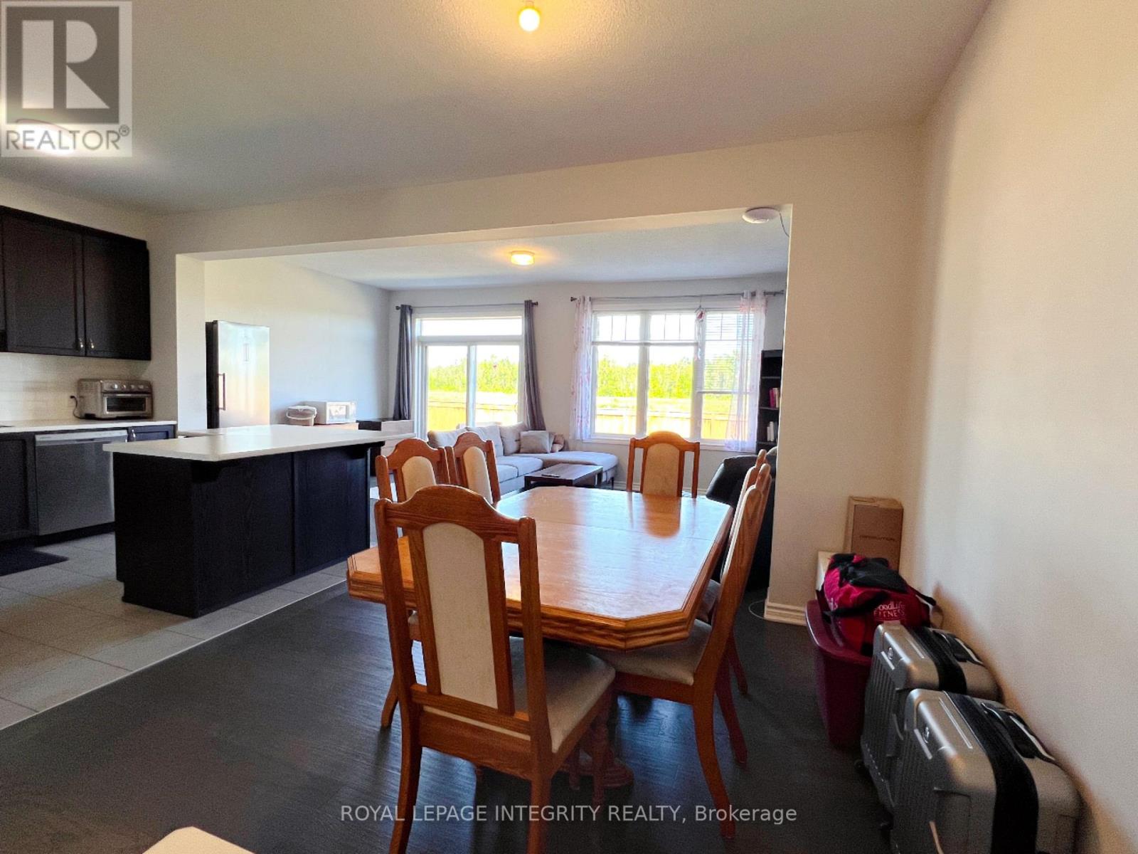 49 Bermondsay Way, Ottawa, Ontario K2S 2Y7 - Photo 5 - X13453036