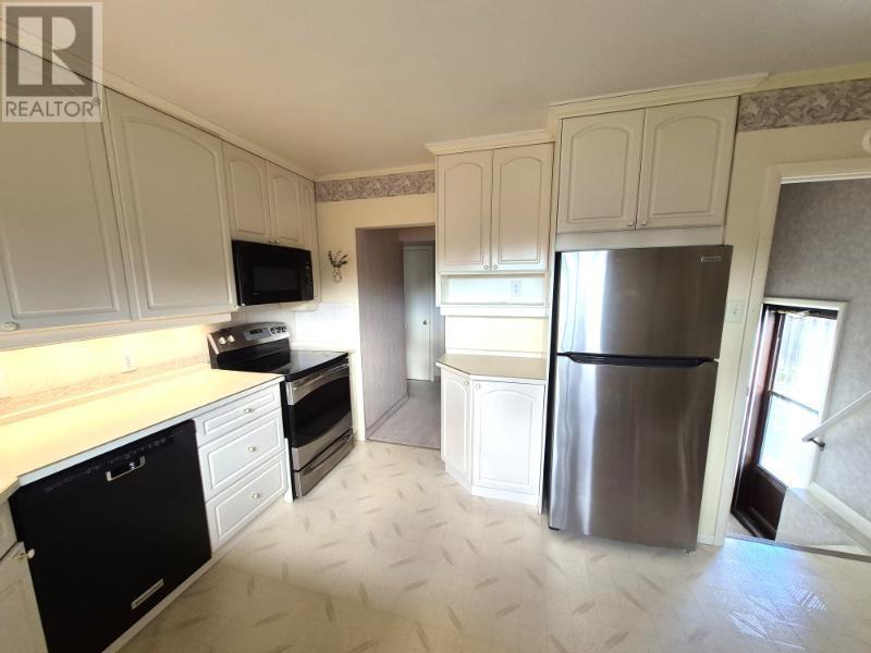 219 Maplewood St N, Thunder Bay, Ontario  P7C 4N3 - Photo 4 - TB2601543