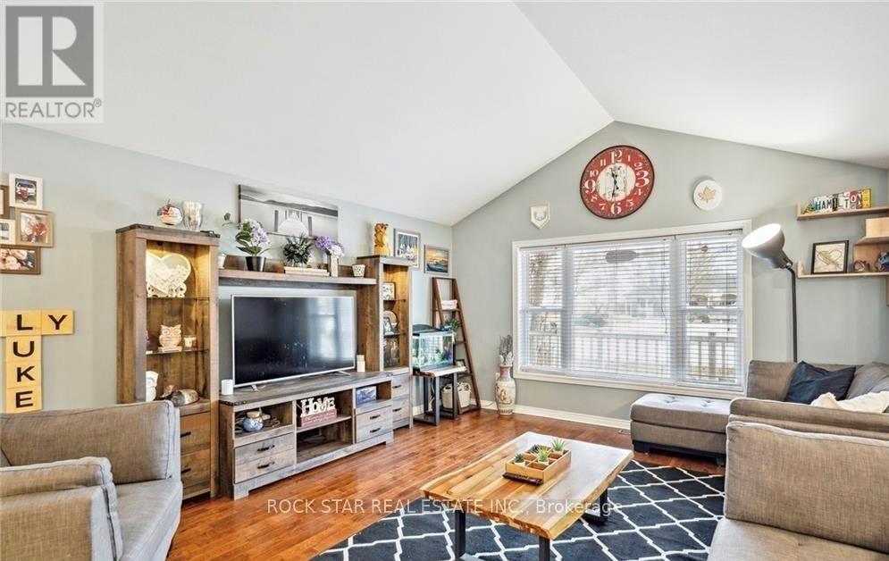 996 Beach Boulevard, Hamilton, Ontario  L8H 6Z4 - Photo 5 - X13452700