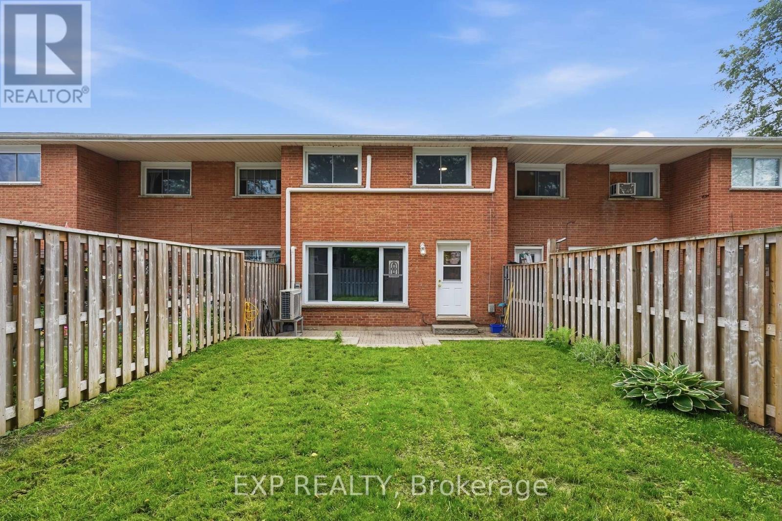 I - 48 Windom Road, Kitchener, Ontario  N2A 2P4 - Photo 2 - X13452734
