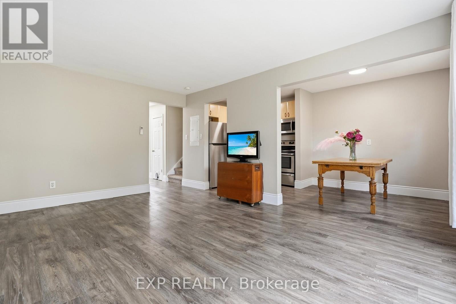 I - 48 Windom Road, Kitchener, Ontario  N2A 2P4 - Photo 6 - X13452734