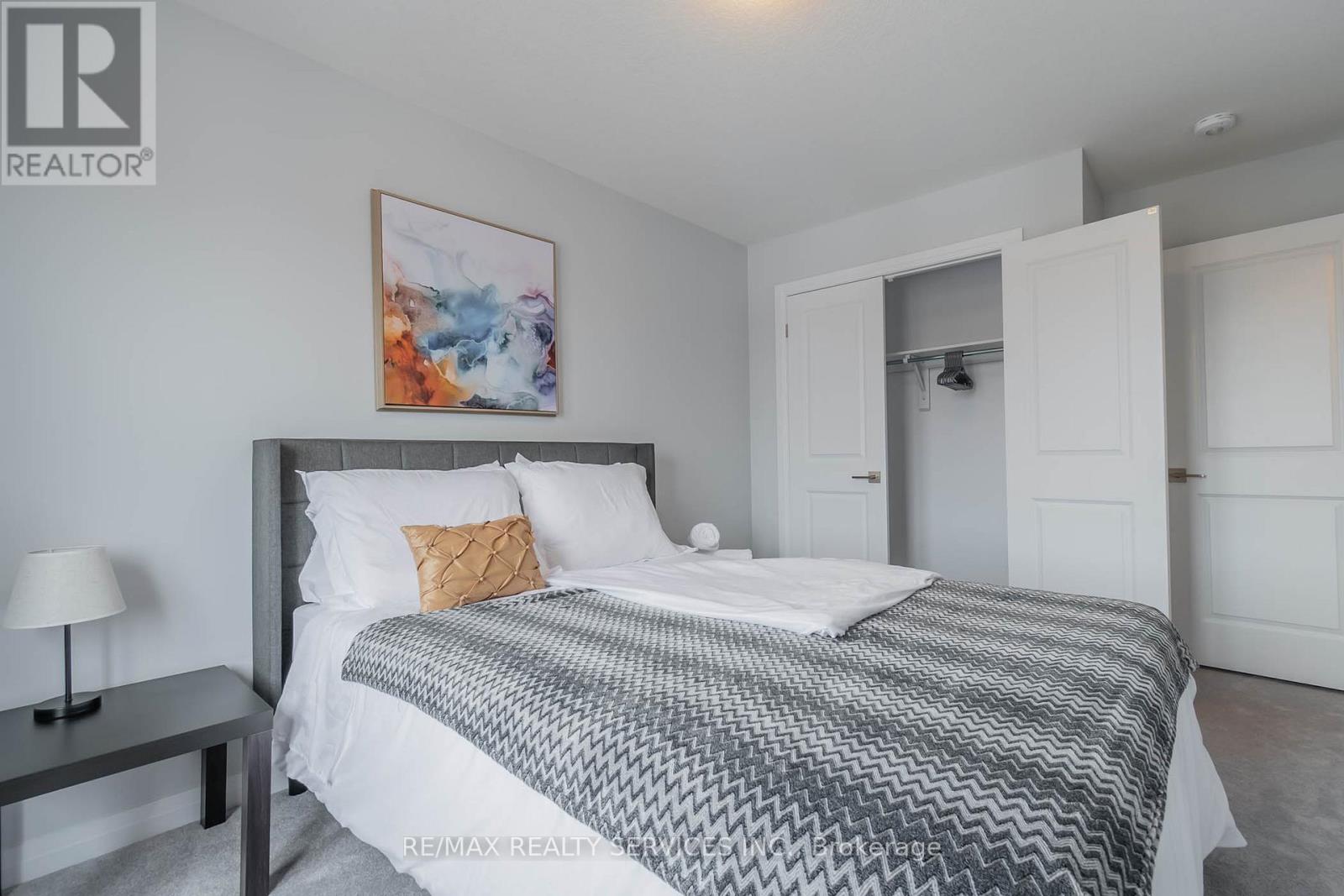 6763 Cropp Street E, Niagara Falls, Ontario  L2E 5J8 - Photo 10 - X13452772
