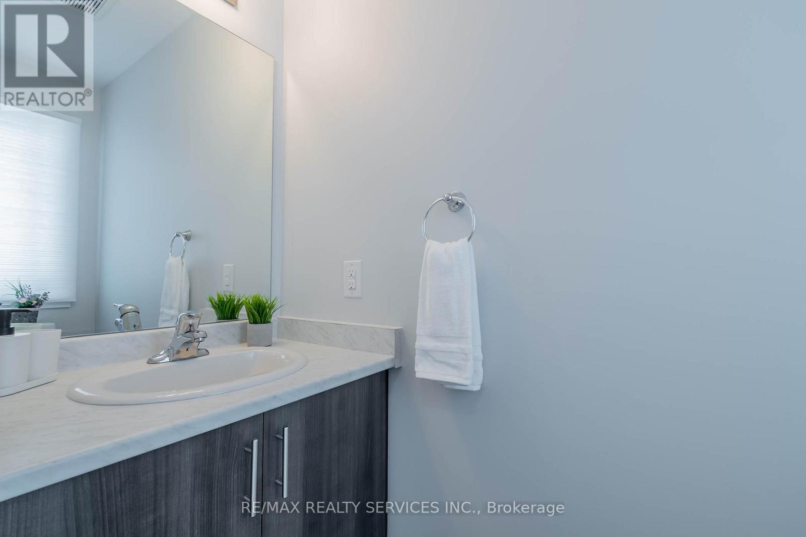 6763 Cropp Street E, Niagara Falls, Ontario  L2E 5J8 - Photo 23 - X13452772