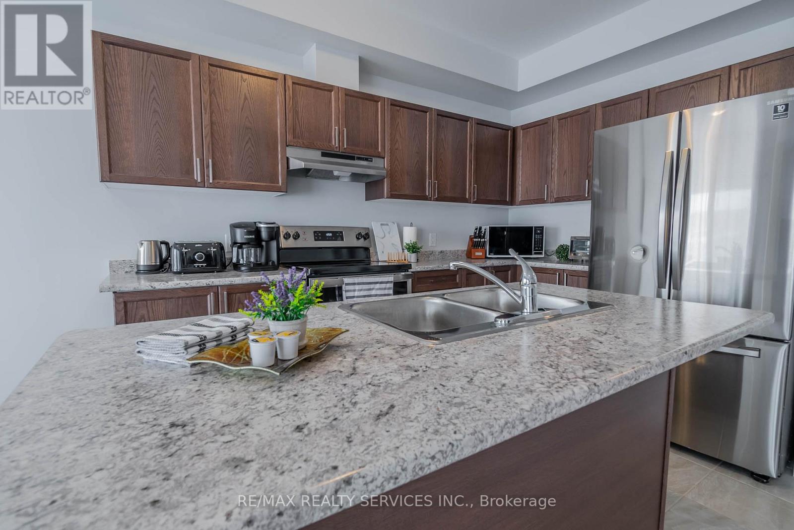 6763 Cropp Street E, Niagara Falls, Ontario  L2E 5J8 - Photo 32 - X13452772