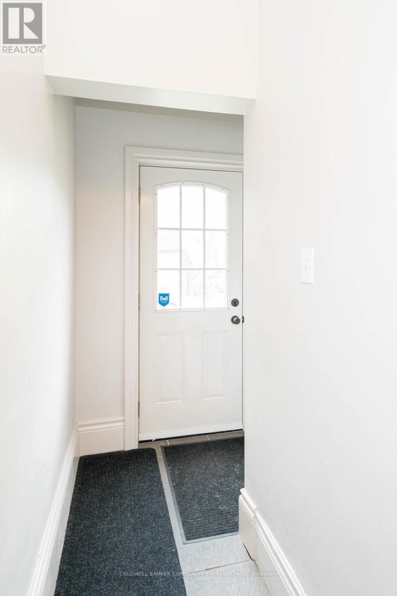 146 Forest Avenue, Hamilton, Ontario  L8N 1X5 - Photo 5 - X13452906