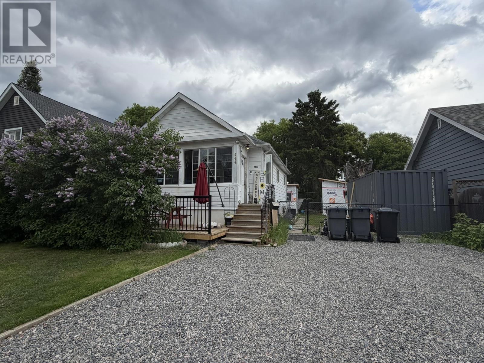 444 Mckellar St N, Thunder Bay, Ontario  P7C 4A1 - Photo 1 - TB2601545