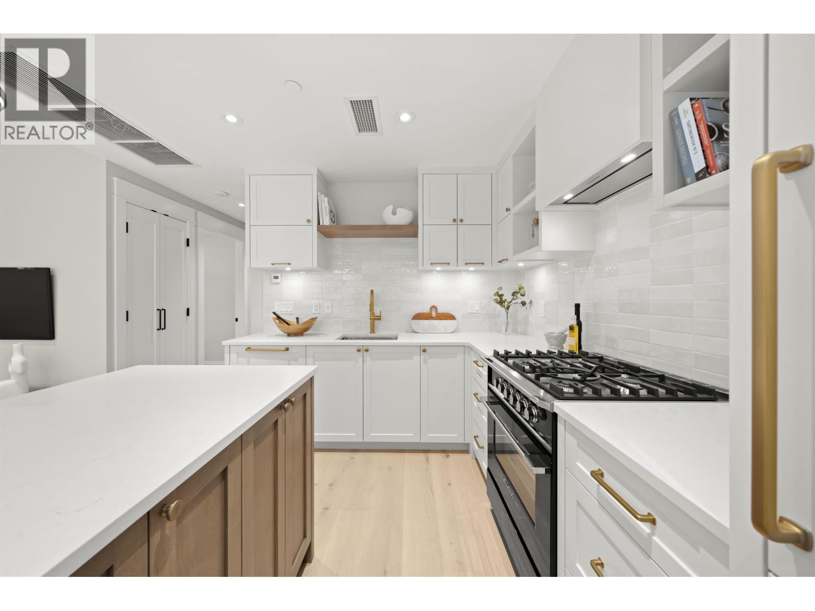 1458 W 45th Avenue, Vancouver, British Columbia  V6M 2H1 - Photo 8 - R3136604