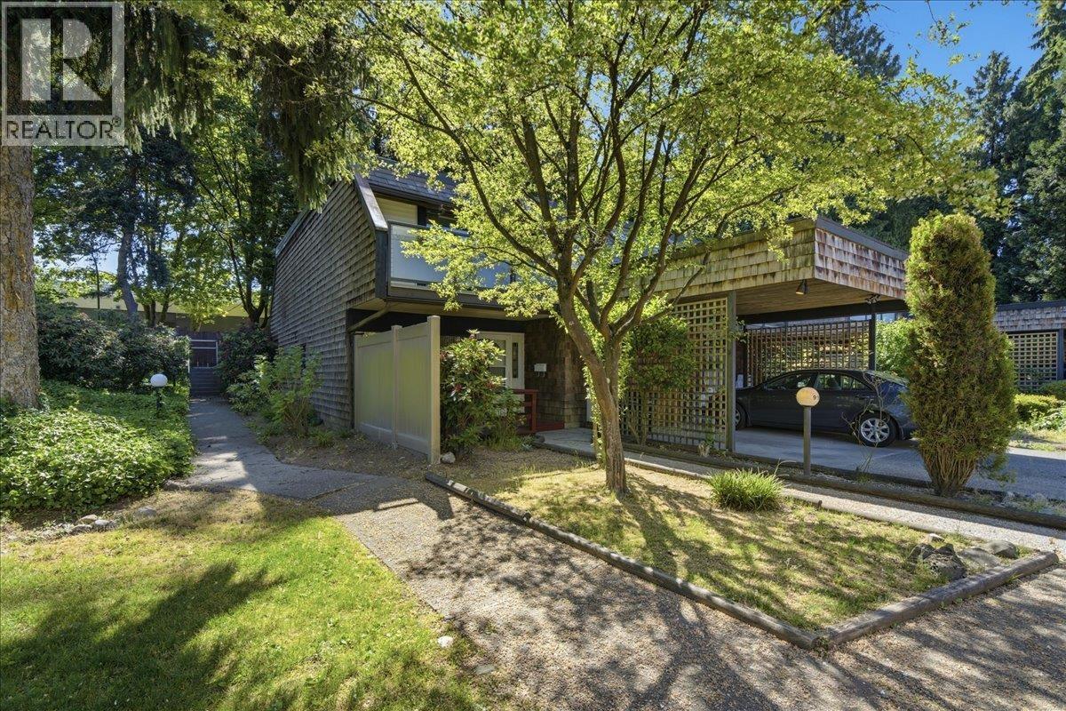 9981 Millburn Court, Burnaby, British Columbia V3N 4M8 - Photo 2 - R3136633