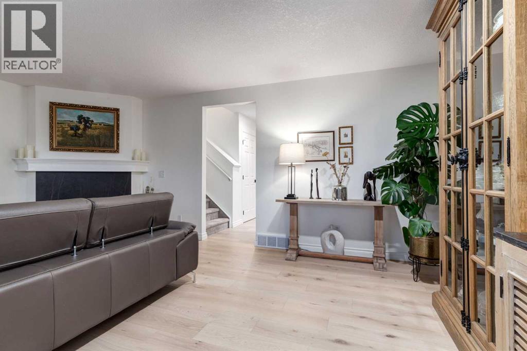 142 Inglewood Point Se, Calgary, Alberta  T2G 5K6 - Photo 17 - A2320007