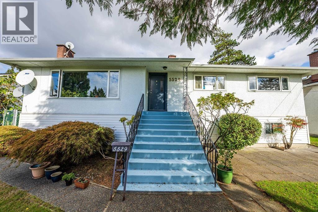 5529 Keith Street, Burnaby, British Columbia  V5J 3C4 - Photo 2 - R3136609