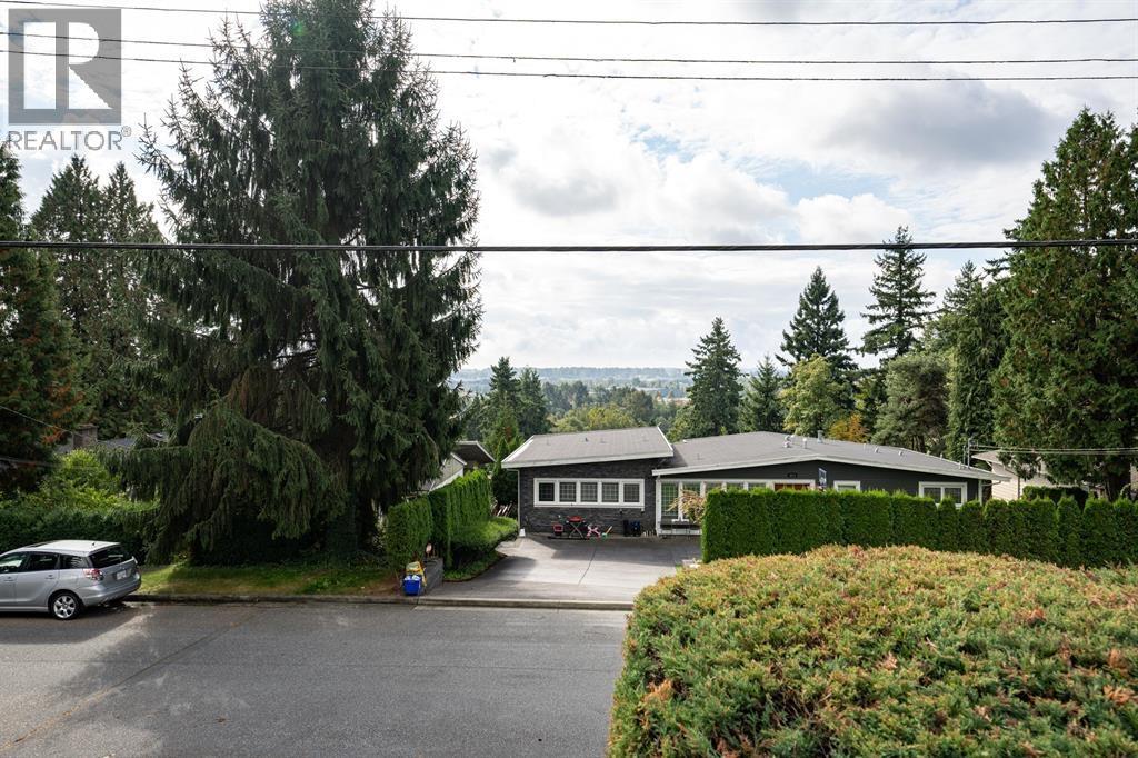 5529 Keith Street, Burnaby, British Columbia  V5J 3C4 - Photo 3 - R3136609