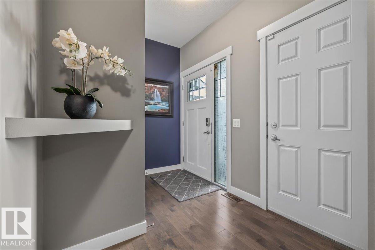 4105 171a Av Nw, Edmonton, Alberta  T5Y 0Z4 - Photo 2 - E4493970