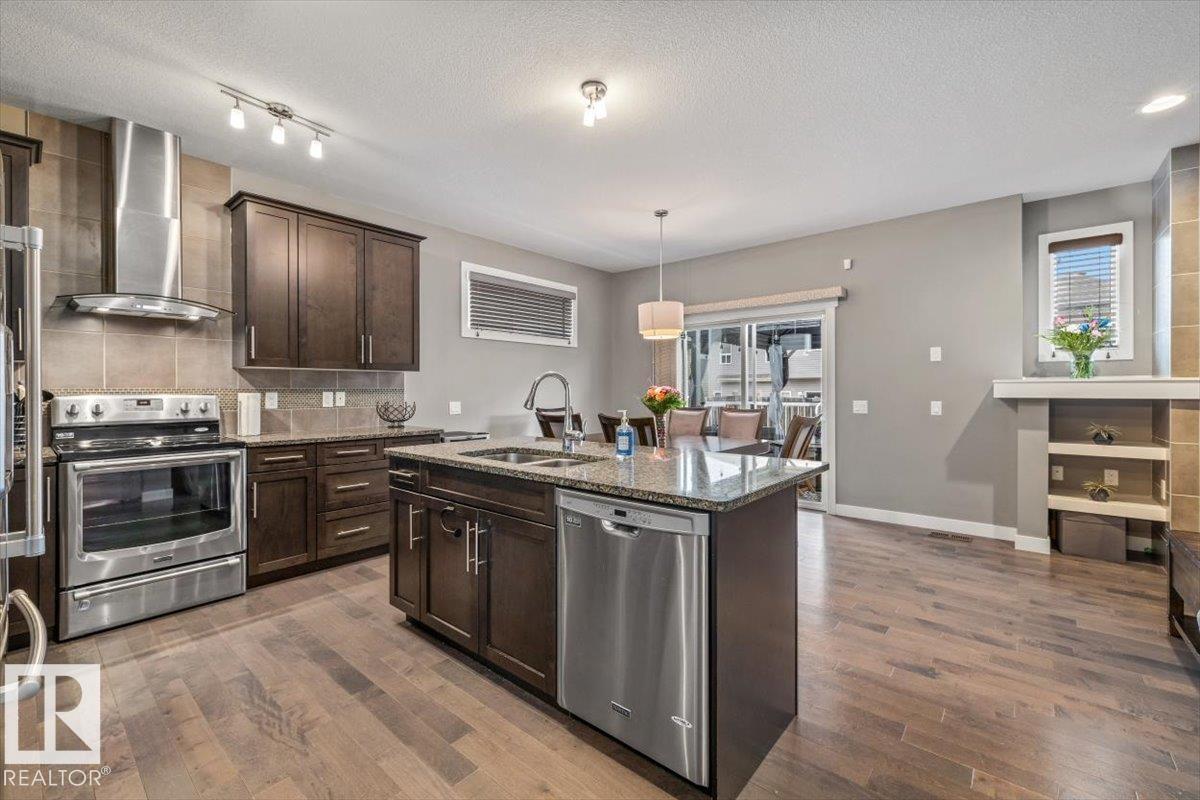 4105 171a Av Nw, Edmonton, Alberta  T5Y 0Z4 - Photo 3 - E4493970