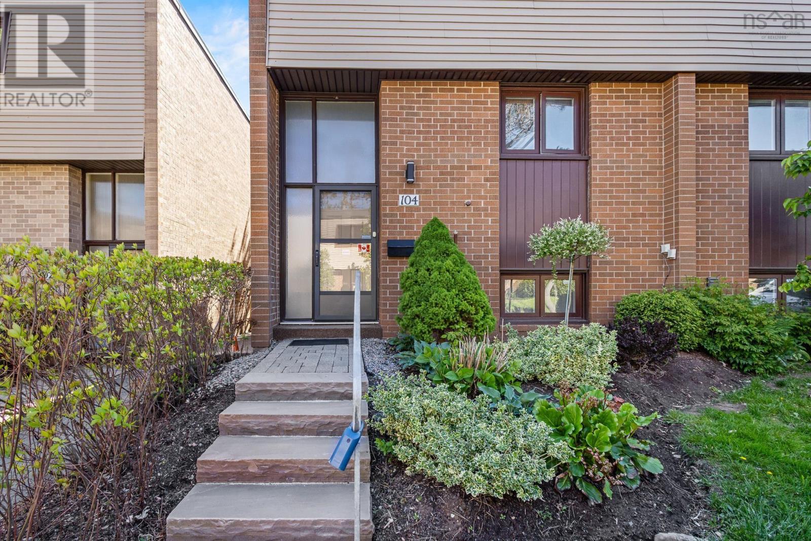 104 Forestside Crescent, Halifax, Nova Scotia  B3M 1M4 - Photo 1 - 202614439