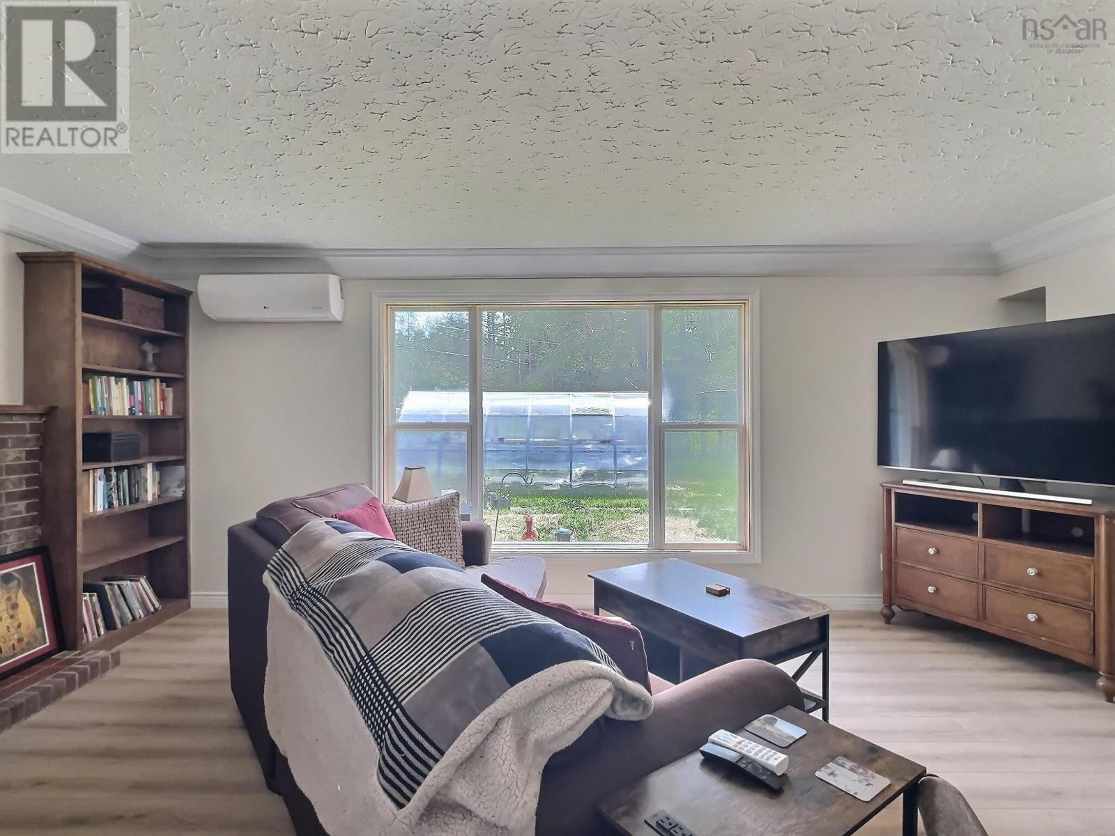 37 Johnson Road, Harmony, Nova Scotia  B6L 3S5 - Photo 12 - 202614559