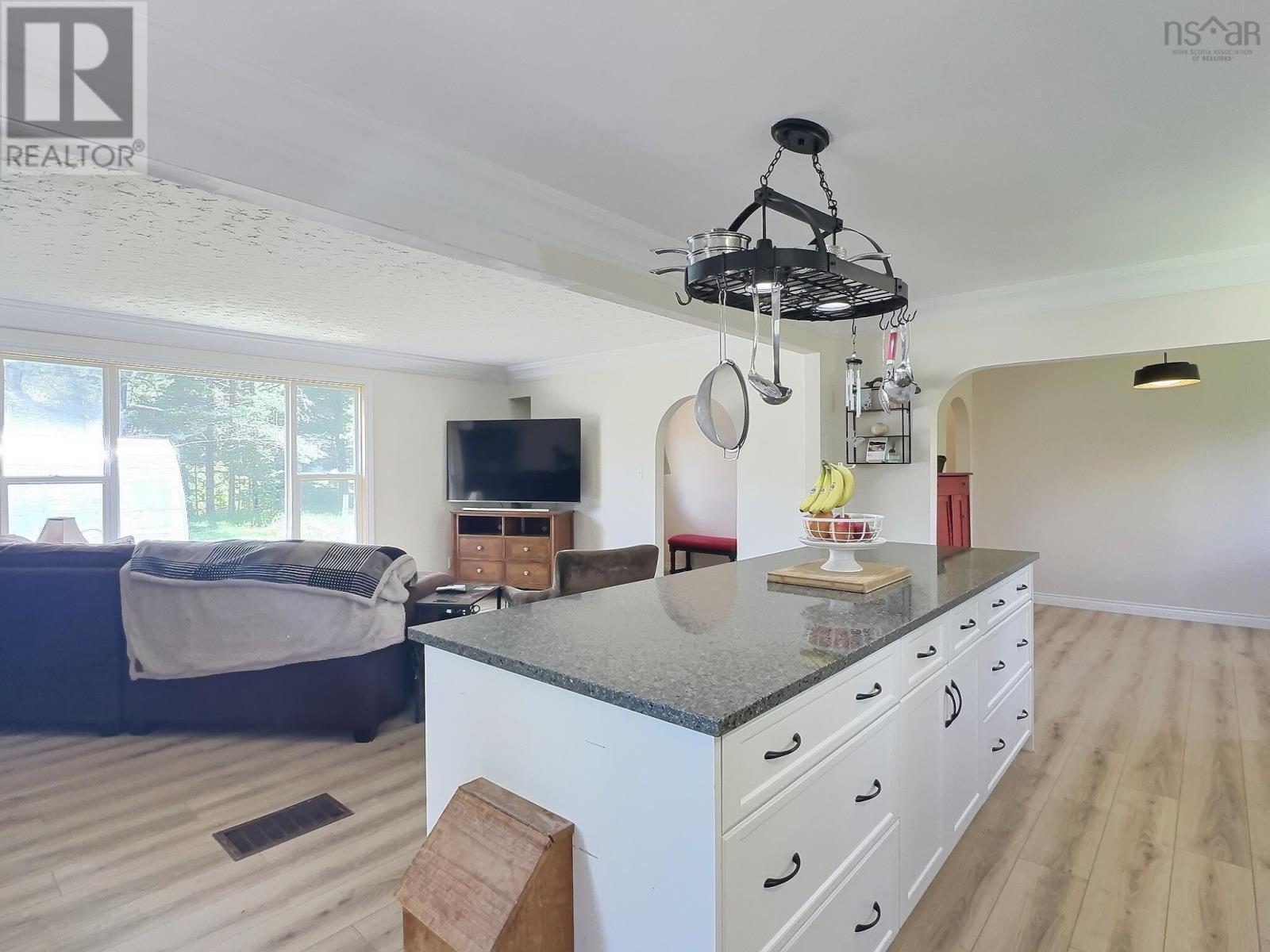 37 Johnson Road, Harmony, Nova Scotia  B6L 3S5 - Photo 4 - 202614559