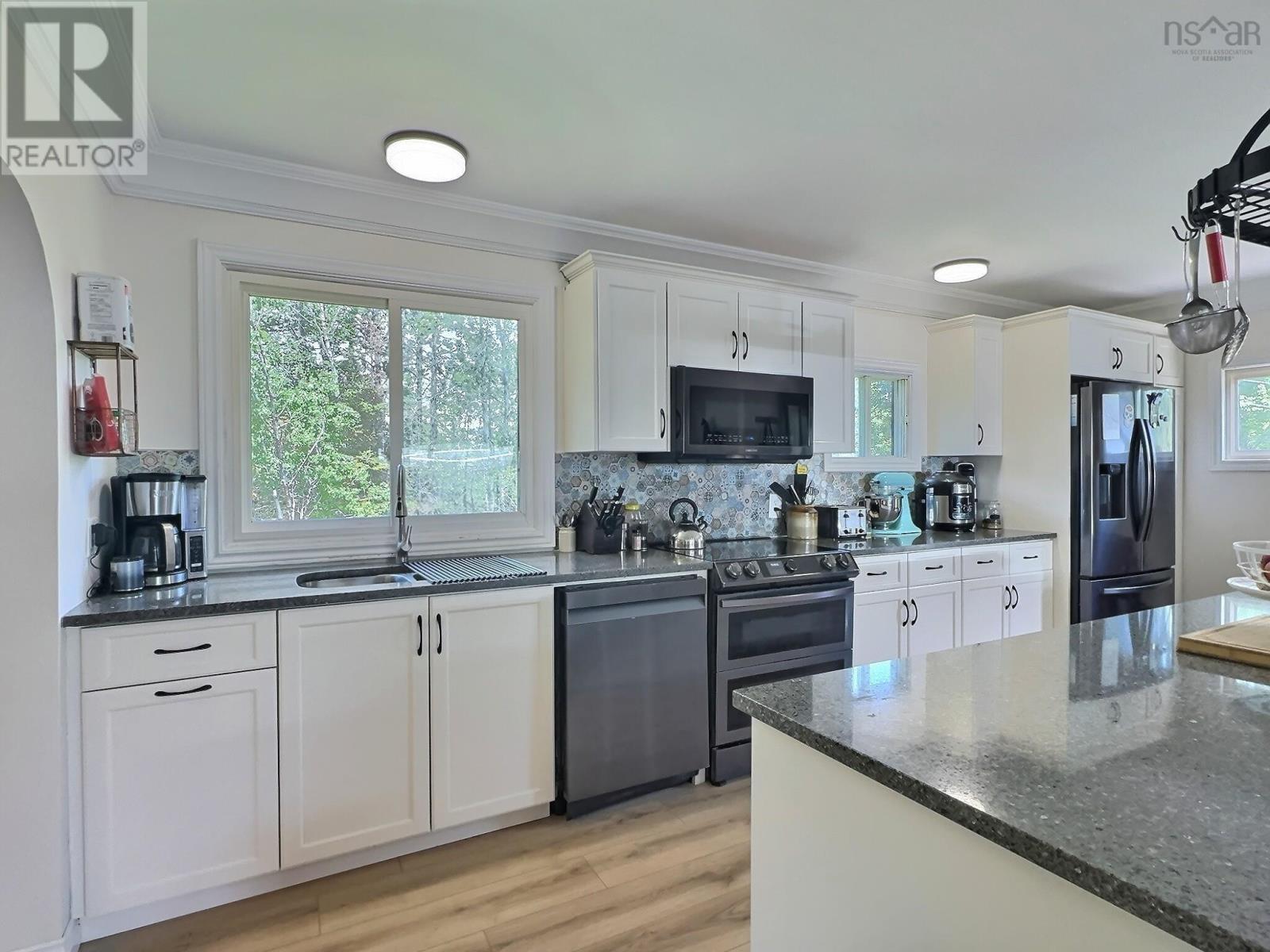37 Johnson Road, Harmony, Nova Scotia  B6L 3S5 - Photo 7 - 202614559