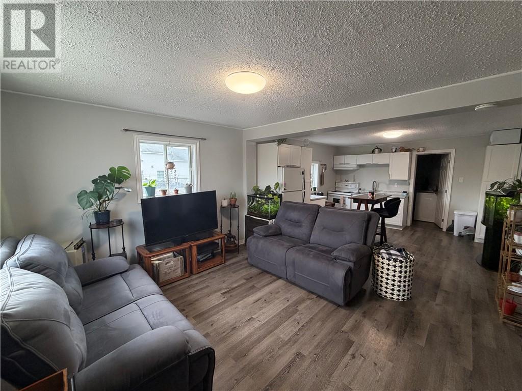 3550 Errington Avenue, Chelmsford, Ontario  P0M 1L0 - Photo 6 - 2128582