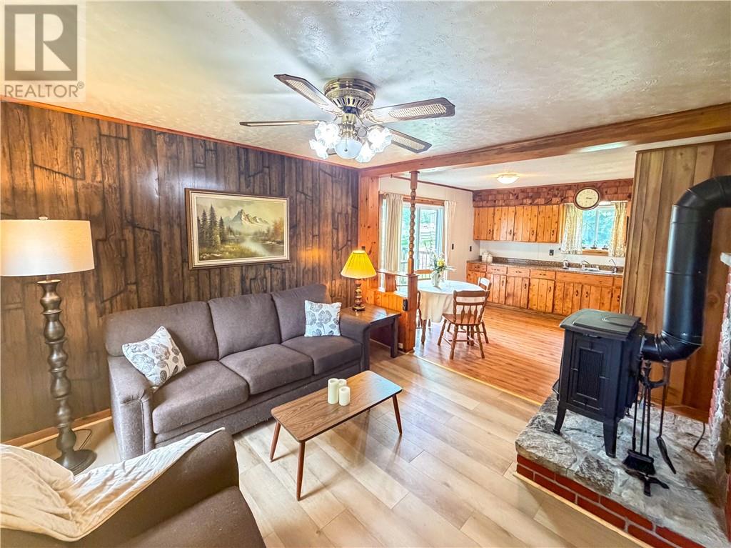209 Cress, Mindemoya, Ontario  P0P 1S0 - Photo 20 - 2128600