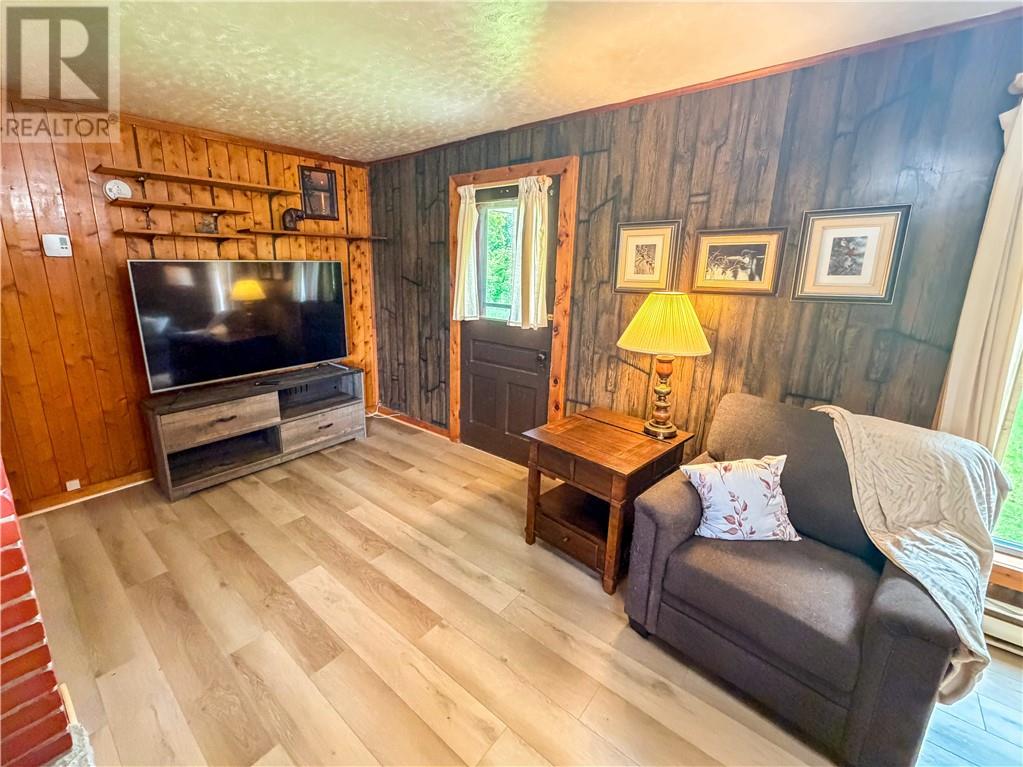 209 Cress, Mindemoya, Ontario  P0P 1S0 - Photo 23 - 2128600