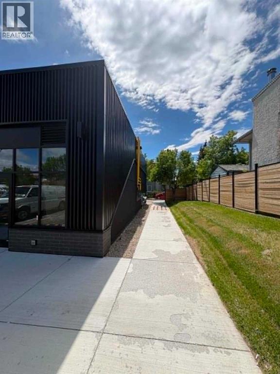 6815 26 Avenue Ne, Calgary, Alberta  T1Y 6M7 - Photo 4 - A2302163