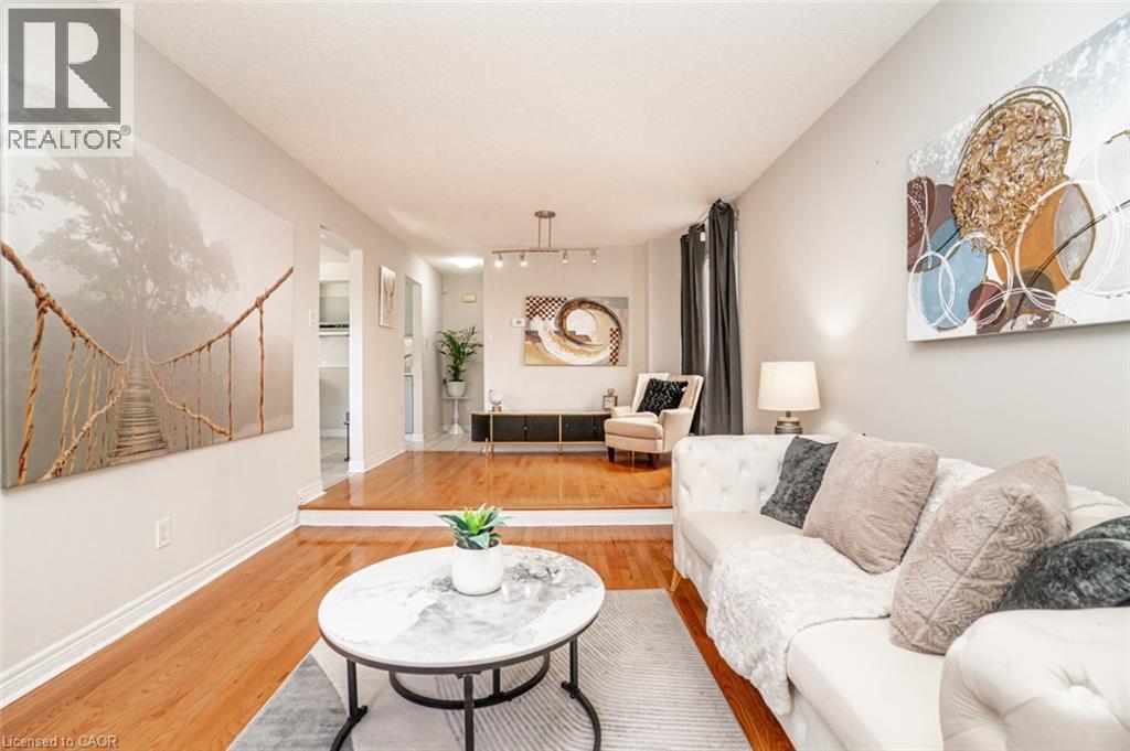 15 Cresswell Drive, Brampton, Ontario  L6Y 2T5 - Photo 8 - 40840390