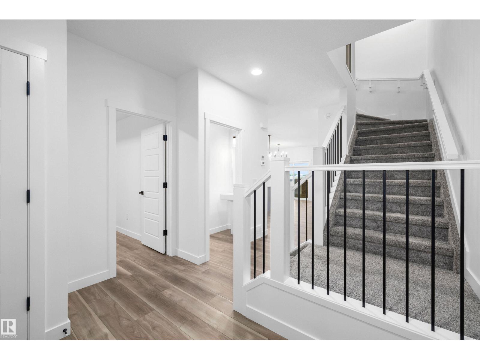 8532 183 Av NW, Edmonton, Alberta  T5Z 0X5 - Photo 4 - E4487873
