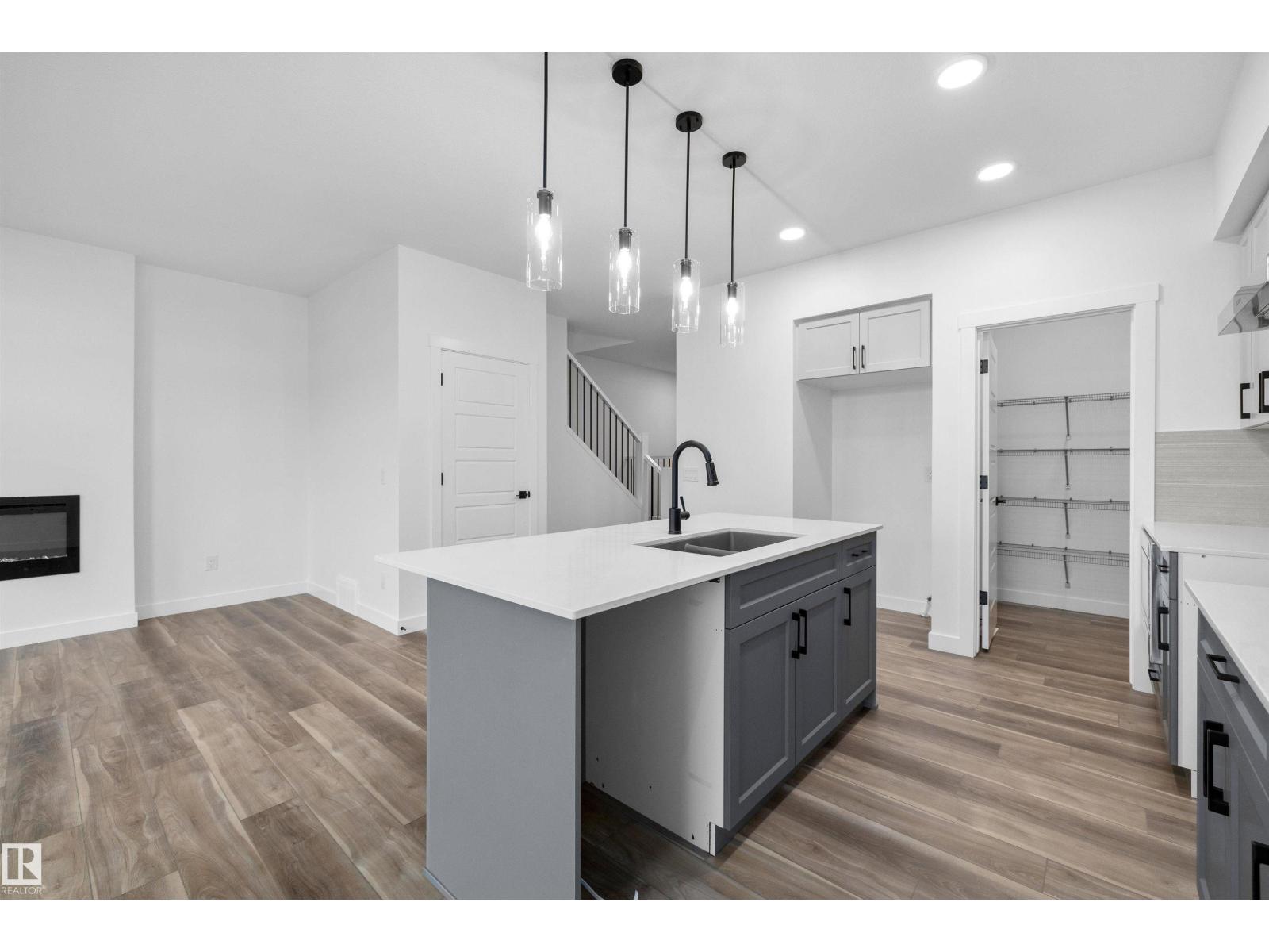 8532 183 Av NW, Edmonton, Alberta  T5Z 0X5 - Photo 13 - E4487873