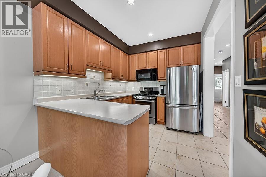 354 Highland Road W, Stoney Creek, Ontario  L8J 3W3 - Photo 11 - 40838249