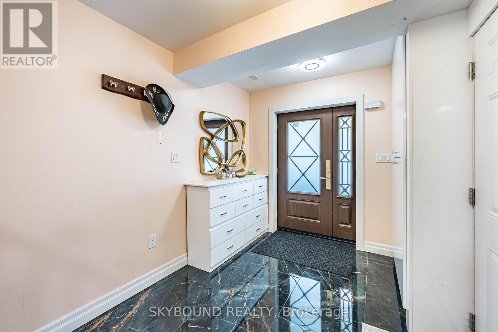 77 Cleanside Road, Toronto, Ontario M1L 0C2 - Photo 11 - E13440424