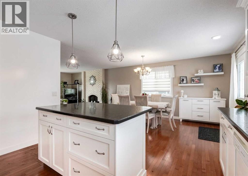 332 Pinemont Road Ne, Calgary, Alberta  T1Y 1V7 - Photo 12 - A2315205