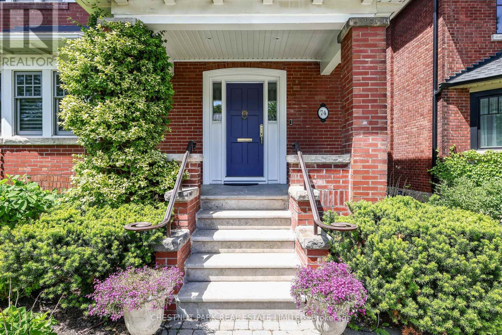 74 Chatsworth Drive, Toronto, Ontario  M4R 1R7 - Photo 2 - C13453012