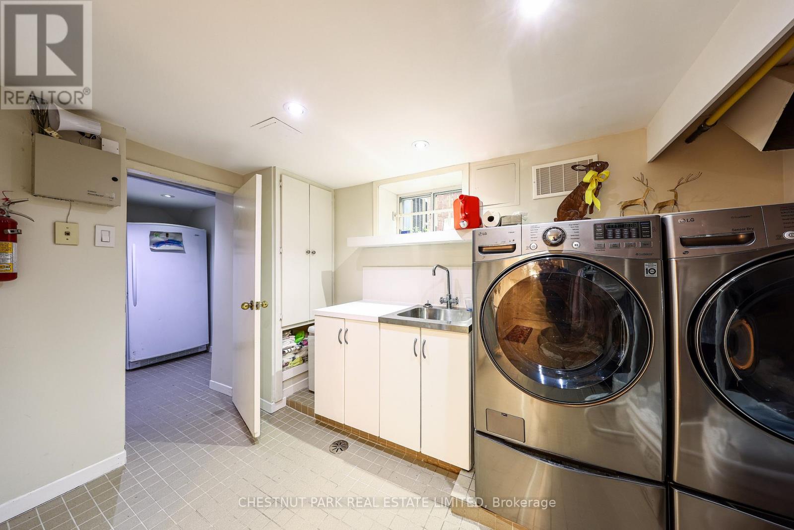 74 Chatsworth Drive, Toronto, Ontario  M4R 1R7 - Photo 25 - C13453012