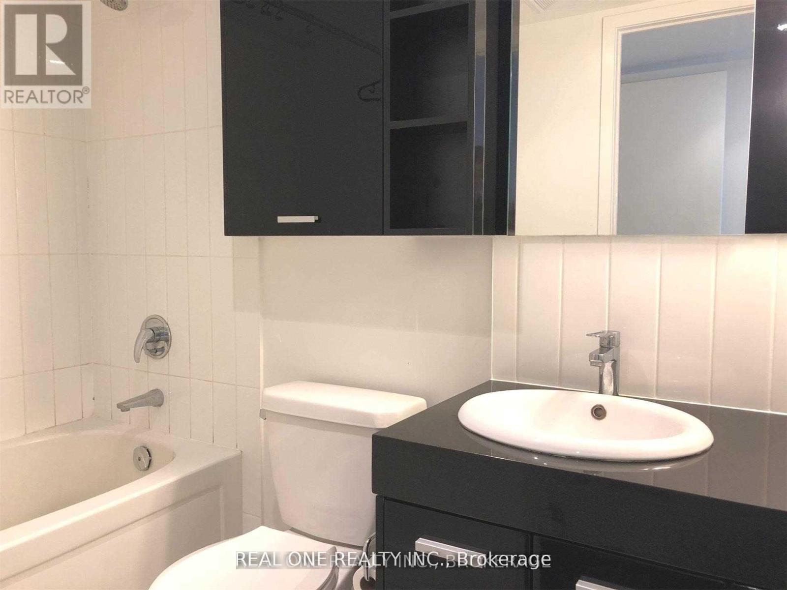 1020 - 19 Singer Court, Toronto, Ontario  M2K 0B2 - Photo 12 - C13453030