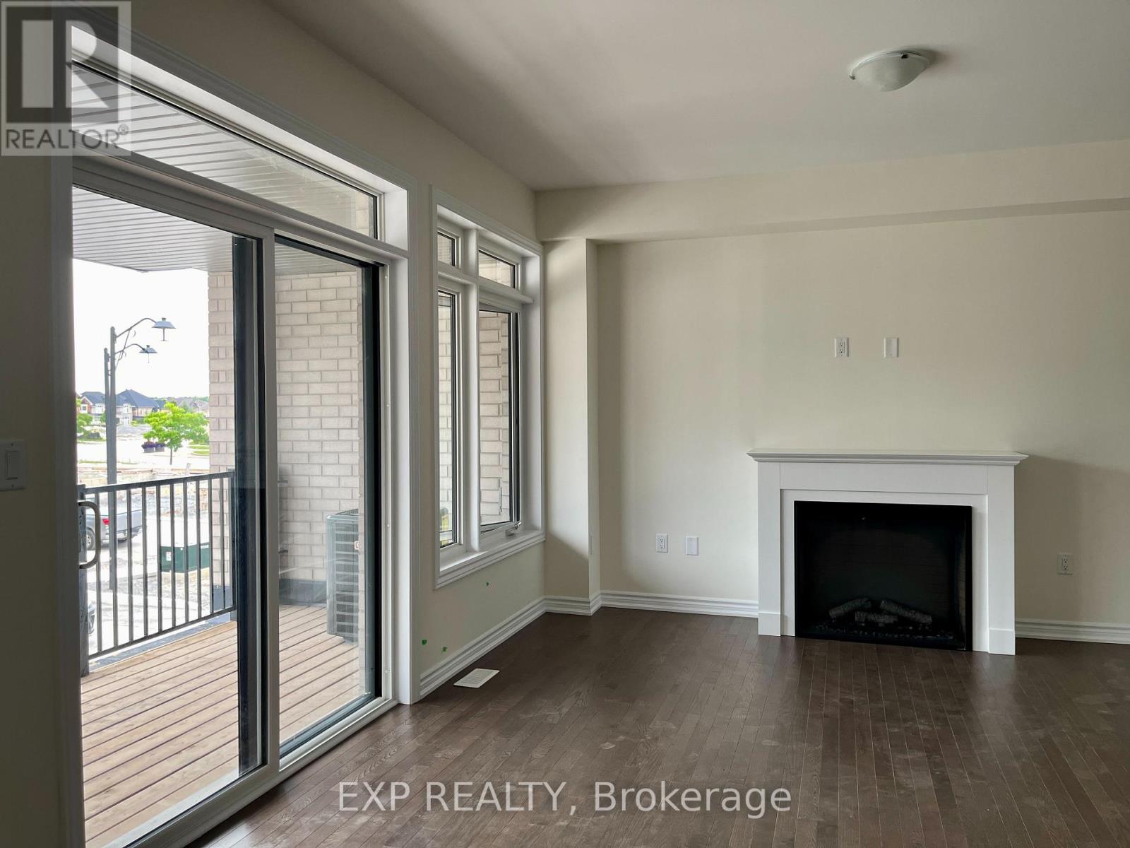 116 Blick Crescent, Aurora, Ontario  L4G 7B6 - Photo 5 - N13453000