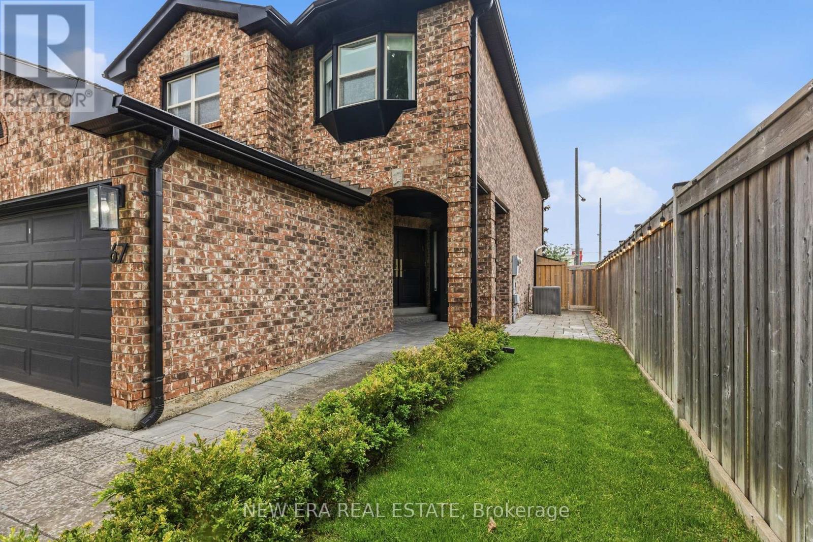 67 Chilmar Crescent, Vaughan, Ontario  L4J 6Y5 - Photo 5 - N13453010