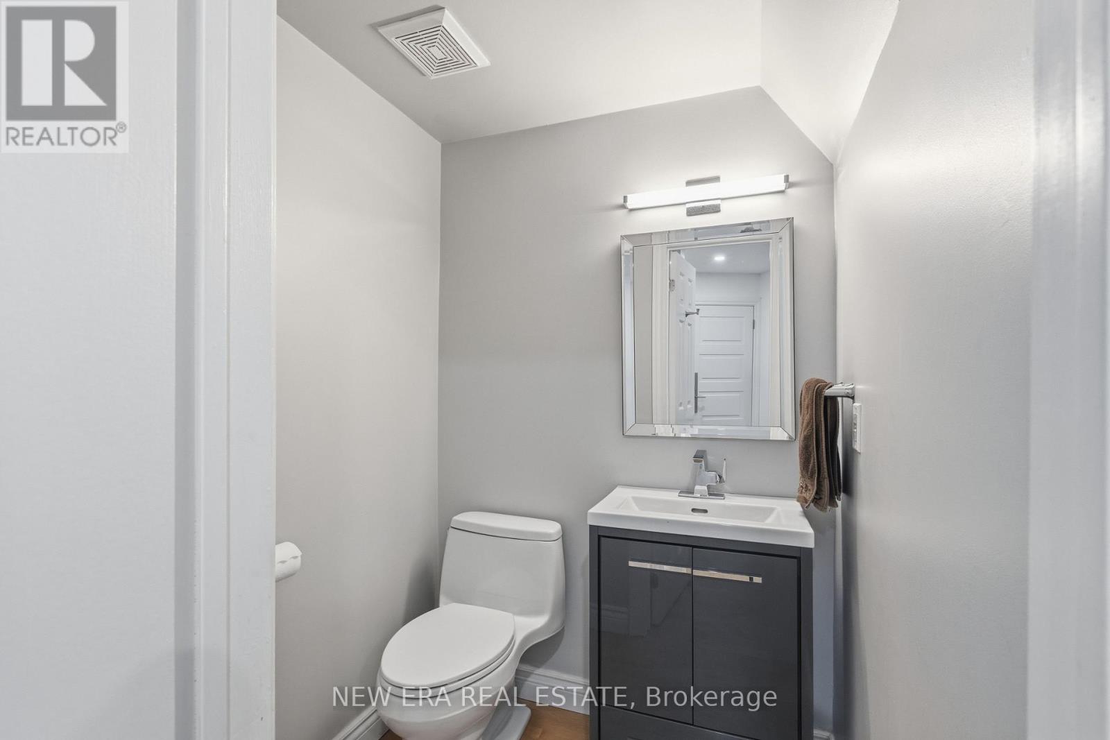 67 Chilmar Crescent, Vaughan, Ontario  L4J 6Y5 - Photo 9 - N13453010