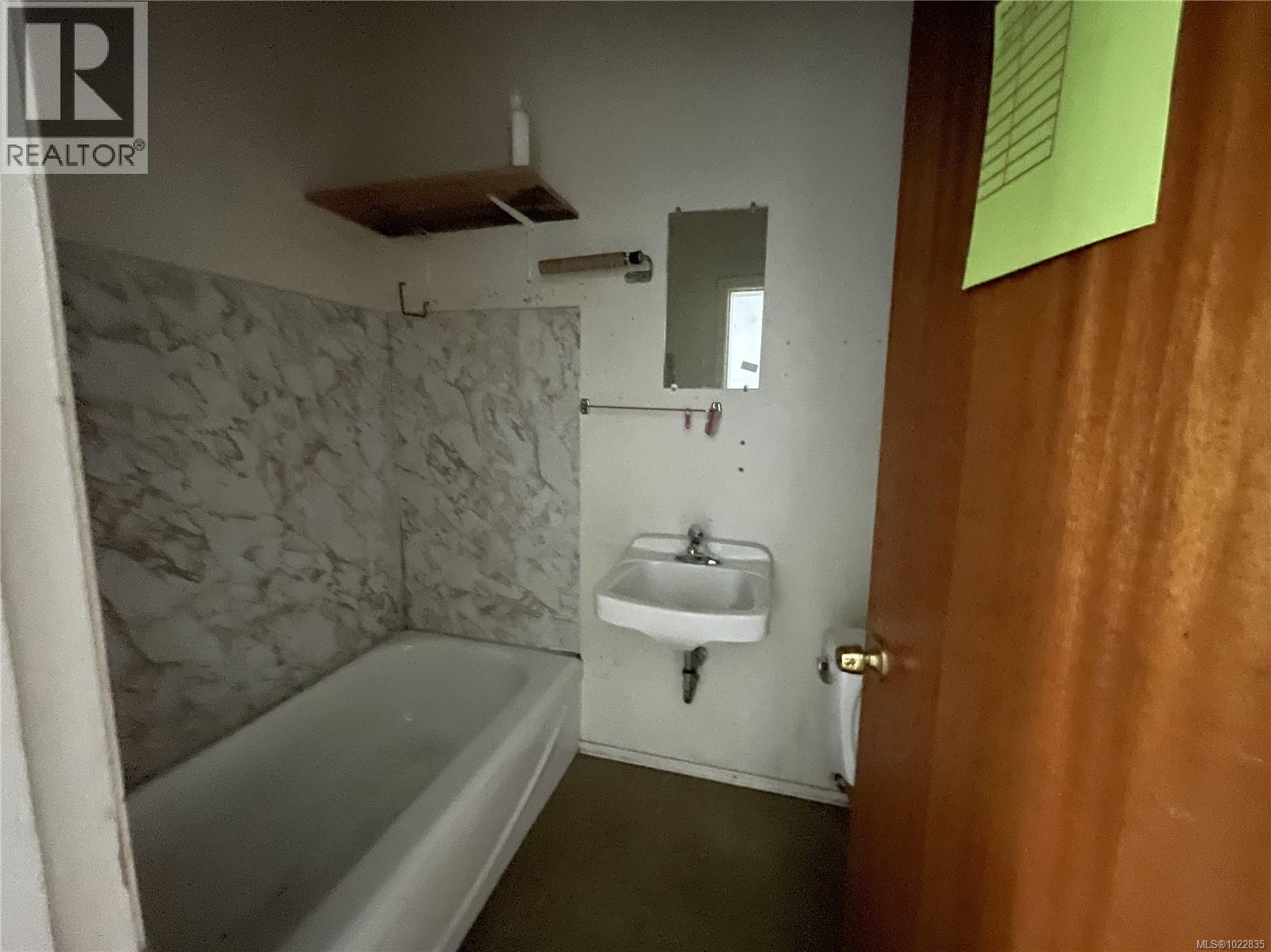 4276 10th Ave, Port Alberni, British Columbia  V9Y 4X3 - Photo 8 - 1022835