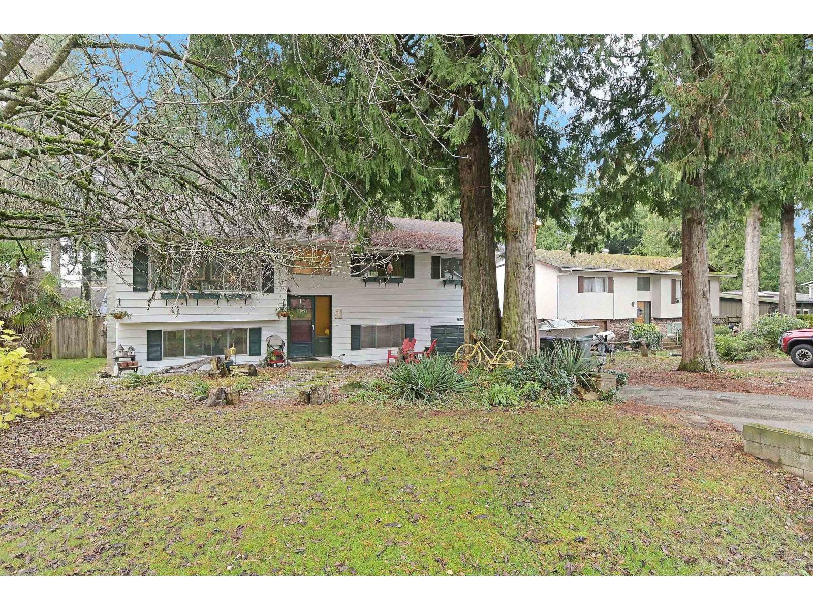 1941 127a Street, Surrey, British Columbia  V4A 3S8 - Photo 2 - R3090721