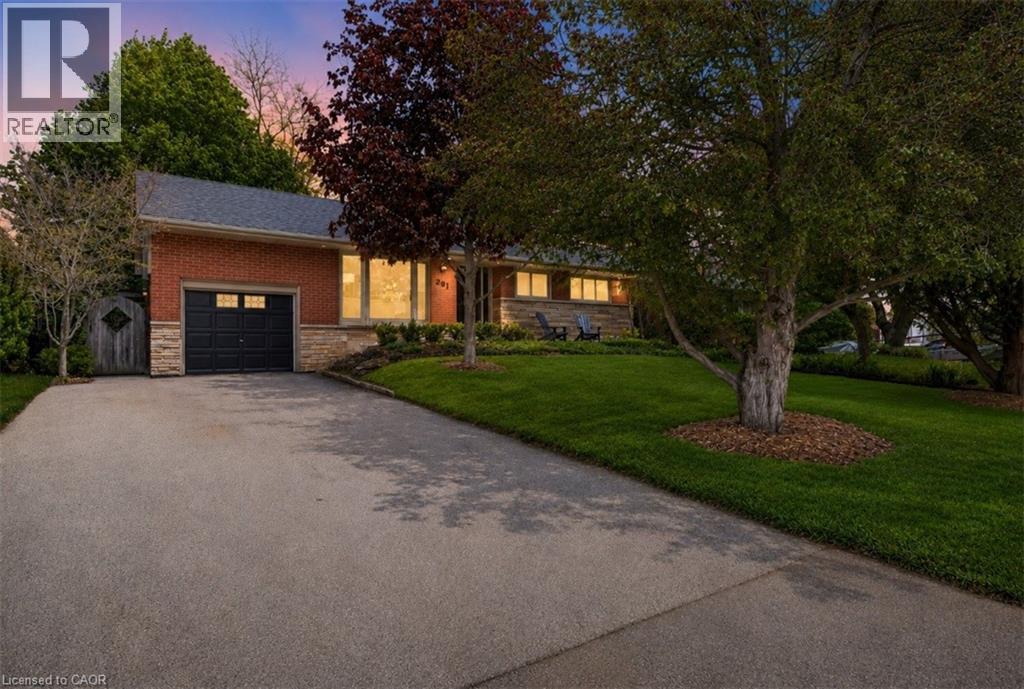 291 STRATHCONA Drive, Burlington, Ontario