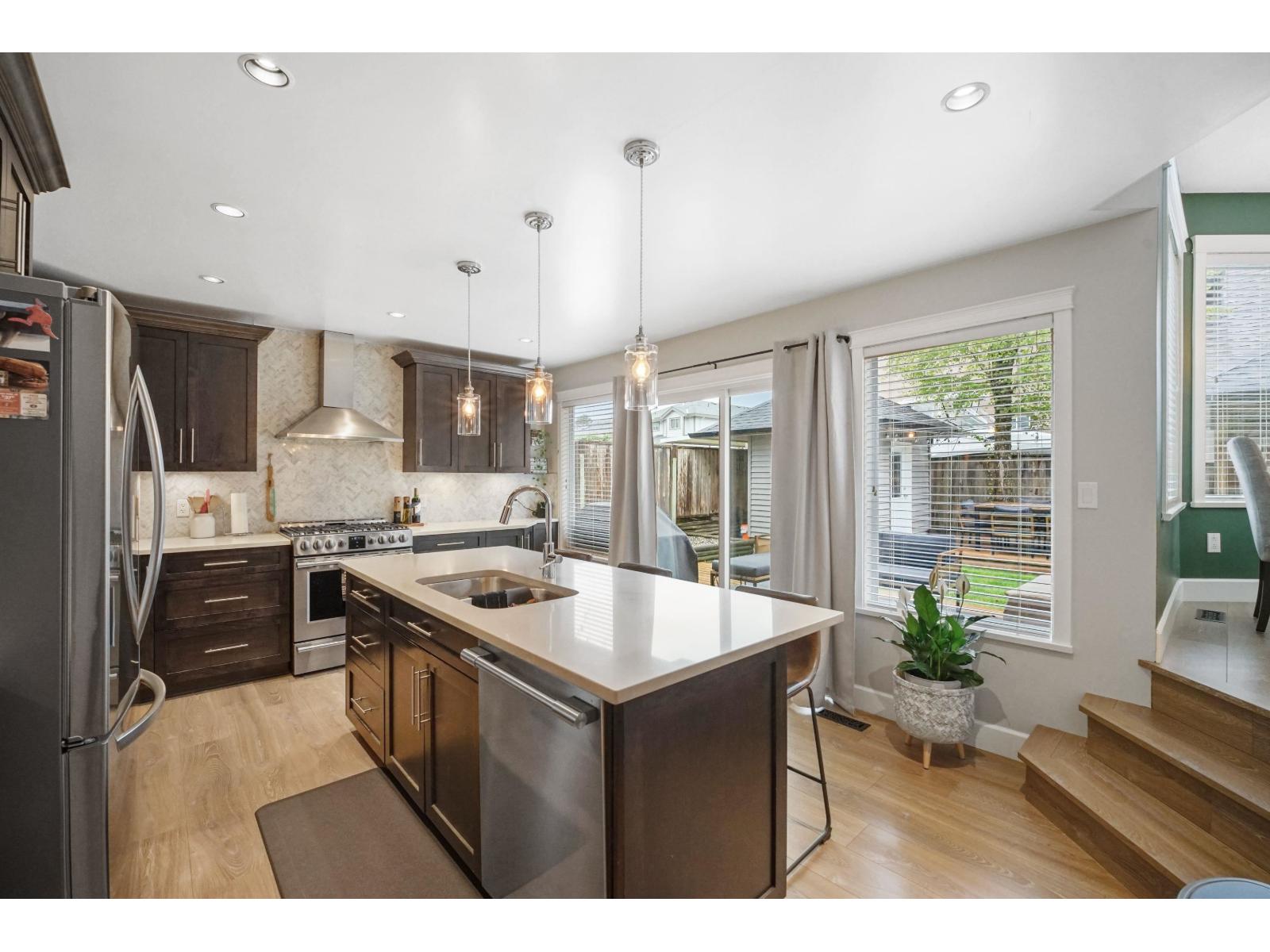 18897 62a Avenue, Surrey, British Columbia V3S 7T7 - Photo 11 - R3136614