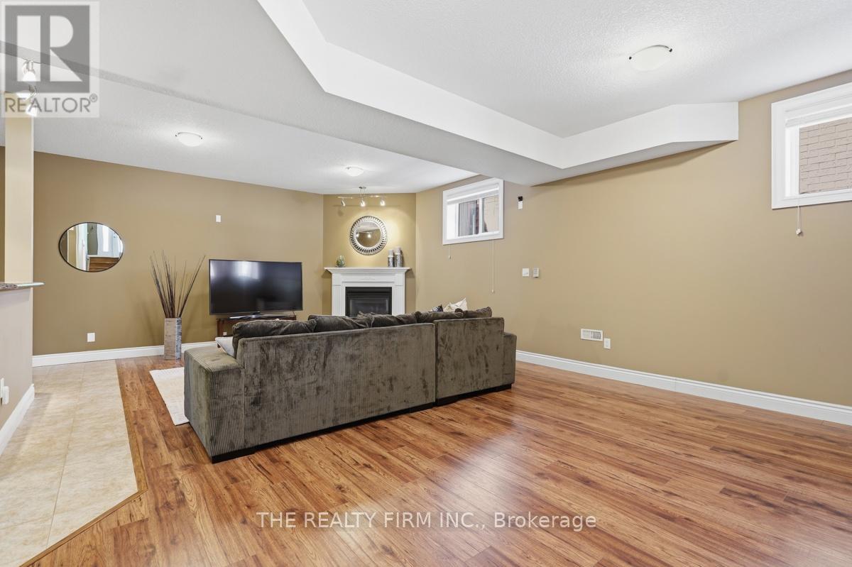 813 Leacock Way, London North, Ontario  N6G 5N5 - Photo 28 - X13453138